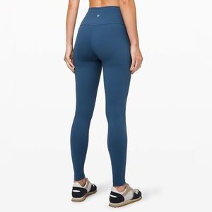 Lululemon wunder under Full on Luon